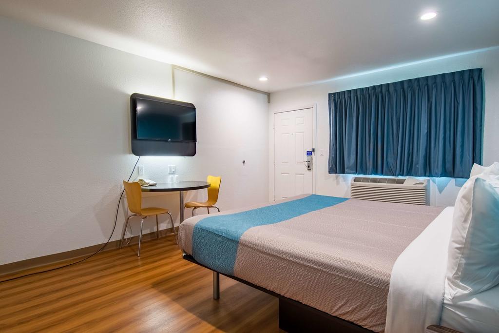 Motel 6-San Bernardino, Ca - Downtown 外观 照片